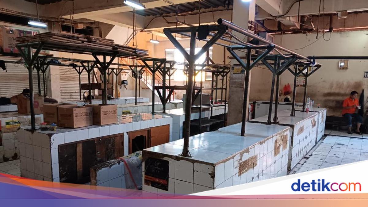 Pedagang Ramai-ramai Tutup Kios, Tinggalkan Pasar Nangka Bungur